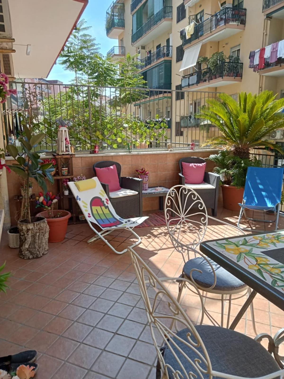 La Terrazza Di Monica & Teresa Bed & Breakfast Portici Eksteriør bilde