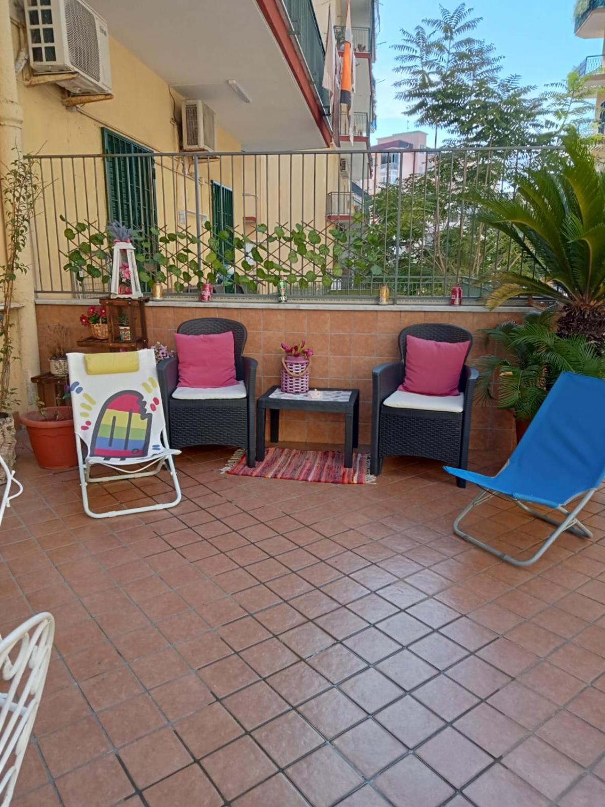 La Terrazza Di Monica & Teresa Bed & Breakfast Portici Eksteriør bilde