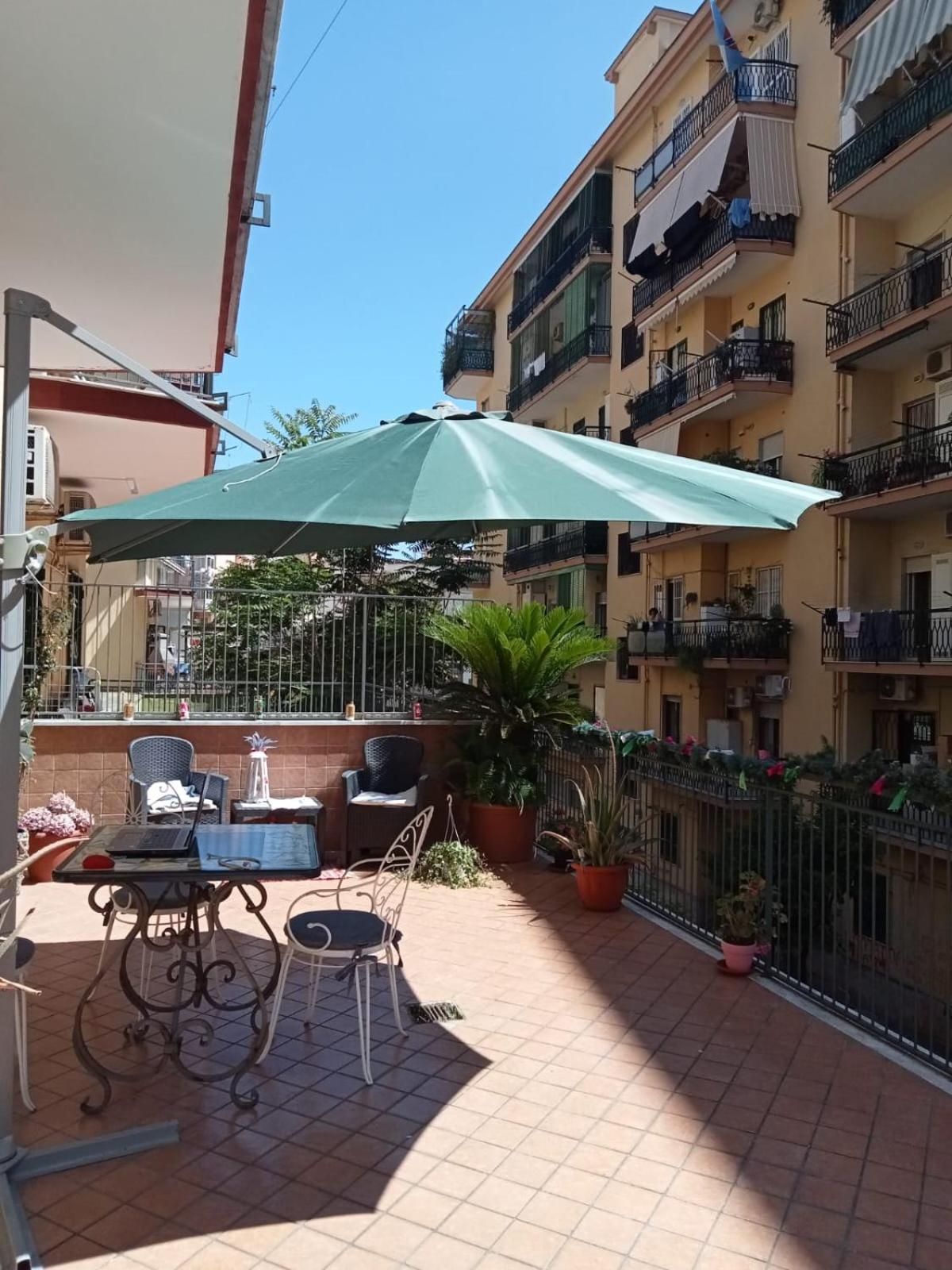 La Terrazza Di Monica & Teresa Bed & Breakfast Portici Eksteriør bilde
