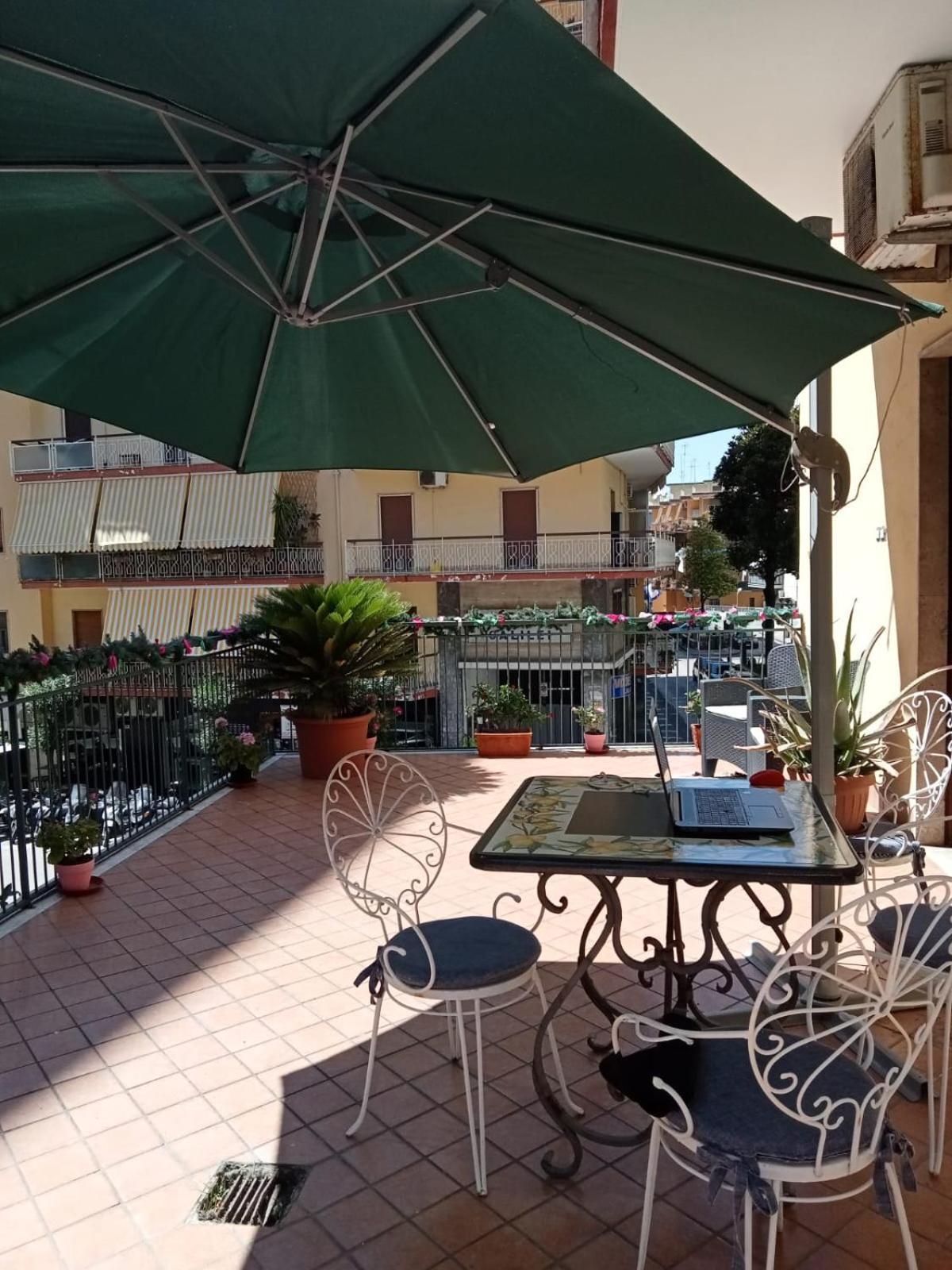 La Terrazza Di Monica & Teresa Bed & Breakfast Portici Eksteriør bilde